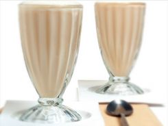 Quick Apricot Lassi