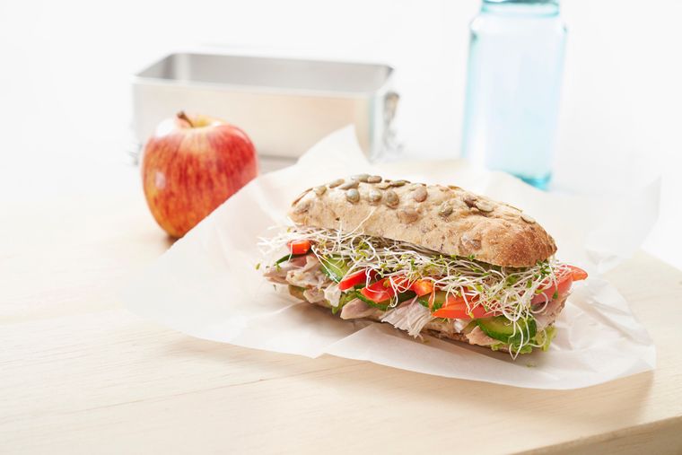 Chicken pesto chunky roll Chicken pesto chunky roll