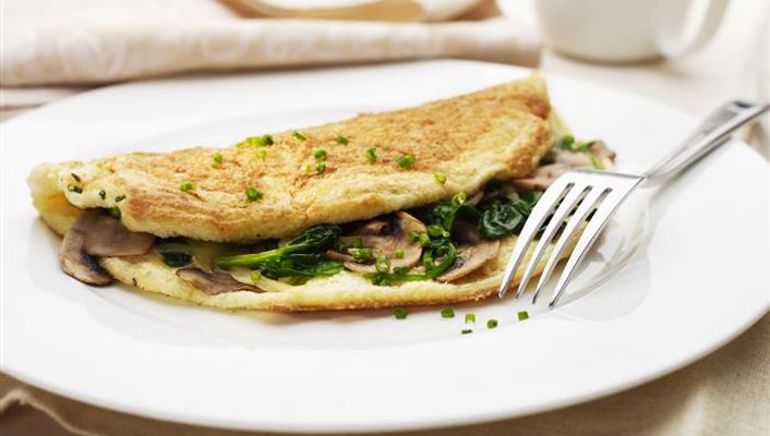 healthy healthy fluffy spinach & mushroom omelette recipe recipe Fluffy Spinach & Mushroom Omelette